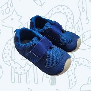 Blue Stride Rite Soft Motion Shoes, 6 Wide, GUC